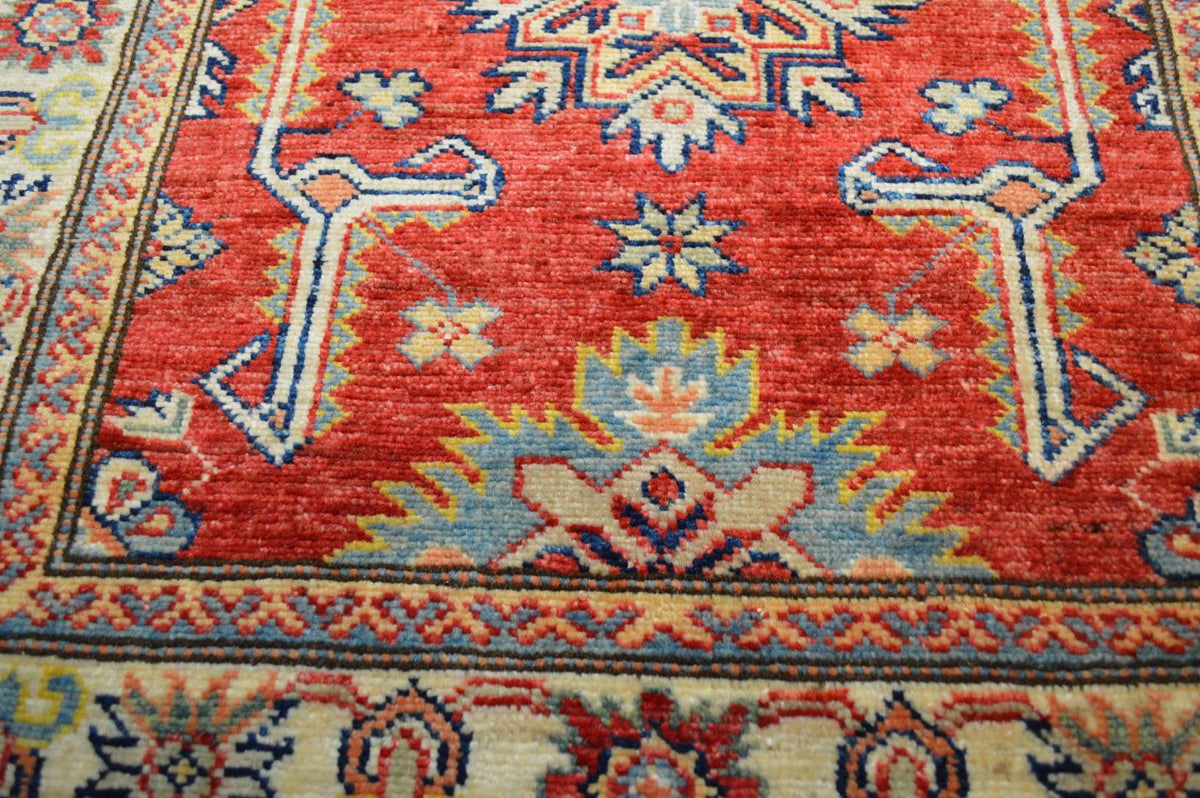2' 7" x 10' 0" Pakistan Kazak Runner image 7
