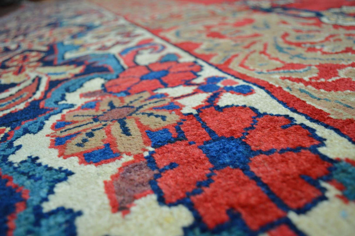 10' 6" x 13' 6" Persian Sarouk Rug image 8