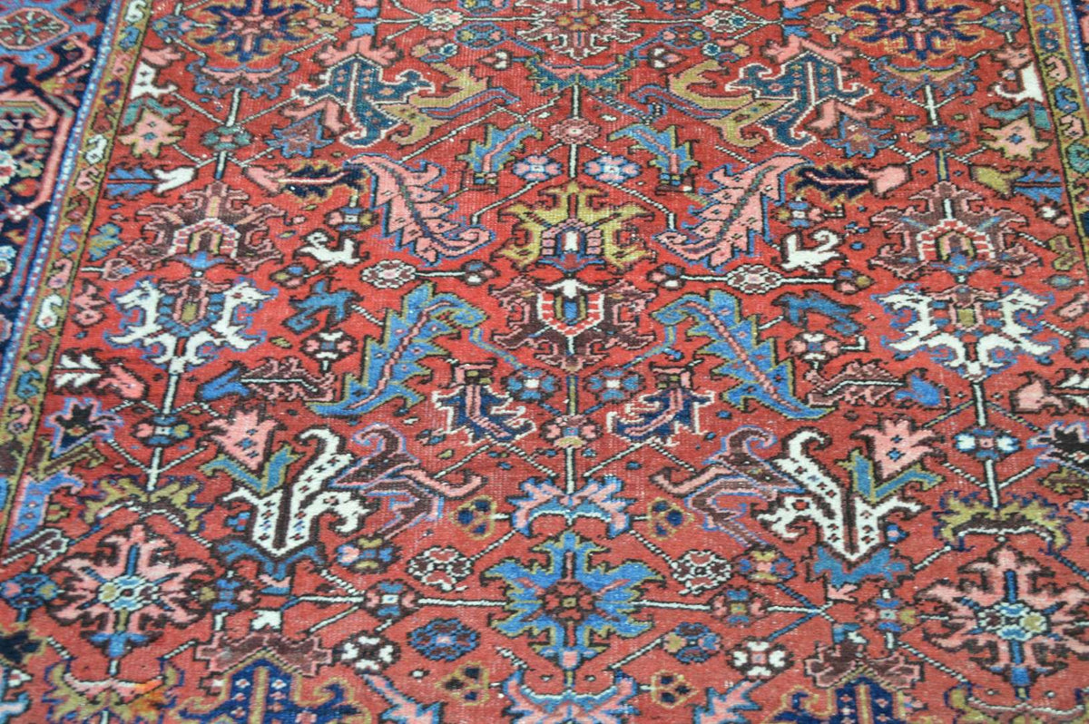 7' 0" x 9' 3" Persian Heriz Rug image 6