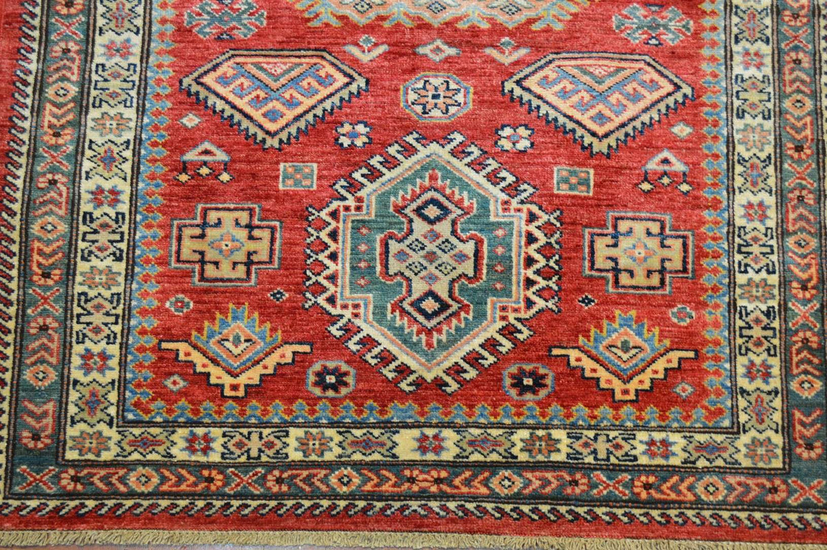 3' 4" x 4' 8" Pakistan Kazak Rug image 4