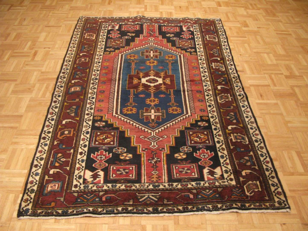 4' 5" x 6' 1" Persian Shahsavan Rug image 1