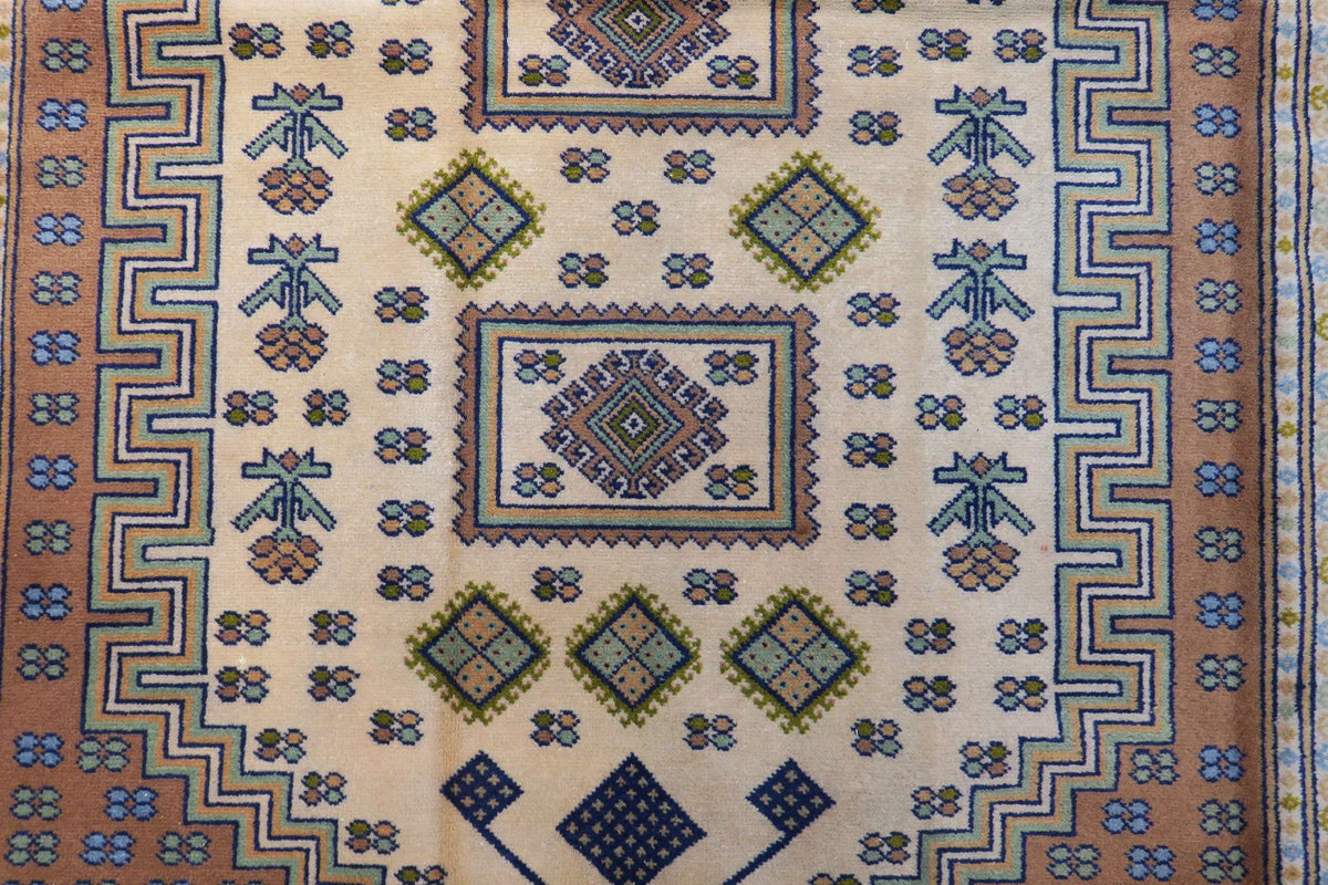 4' 2" x 5' 2" Persian Turkeman Rug image 8