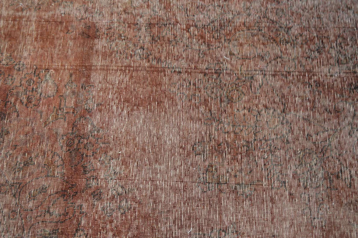 9' 3" x 12' 3" Pakistan Vintage Rug image 9