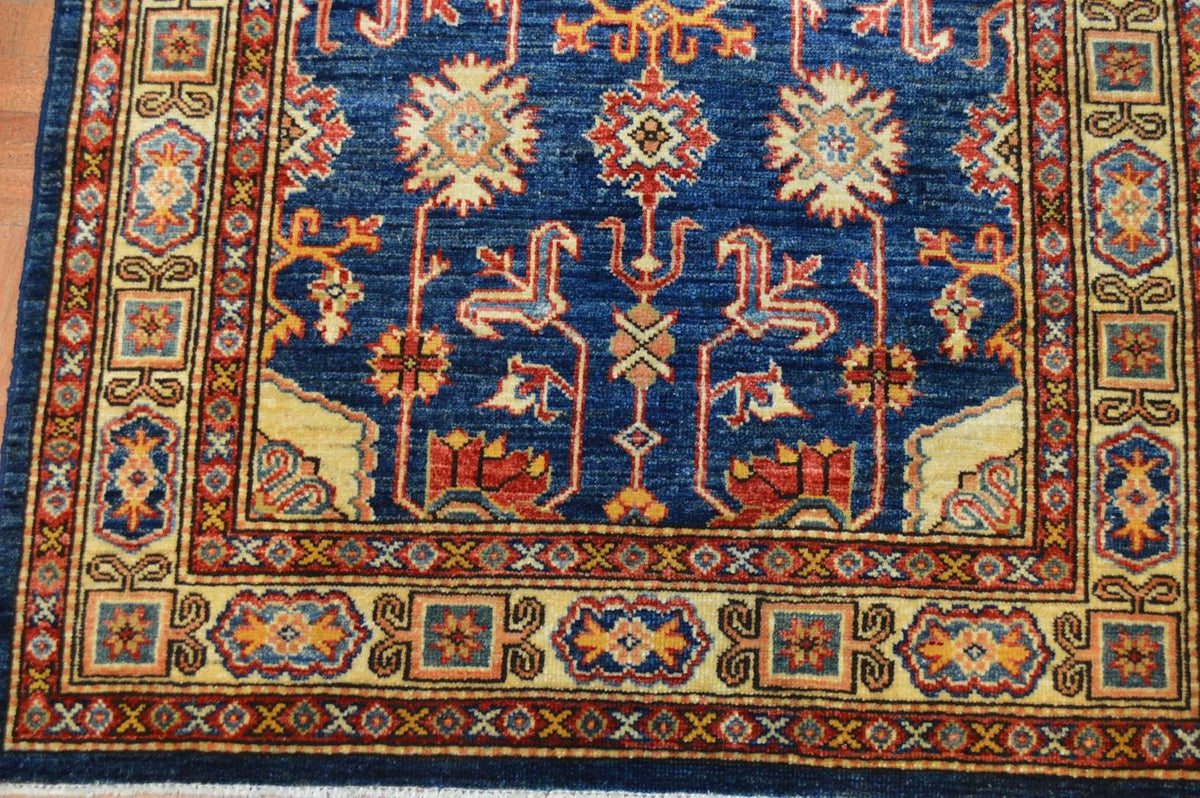 3' 5" x 5' 6" Pakistan Kazak Rug image 2