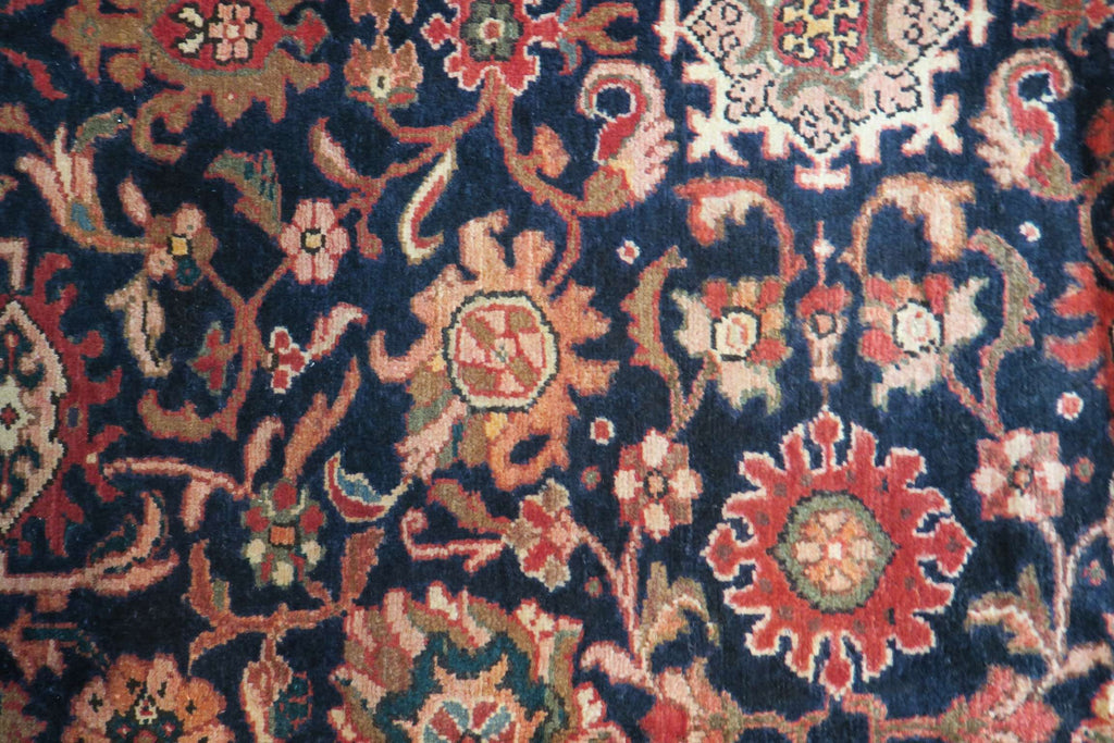 7' 2" x 10' 2" Persian Hamadan Rug image 10