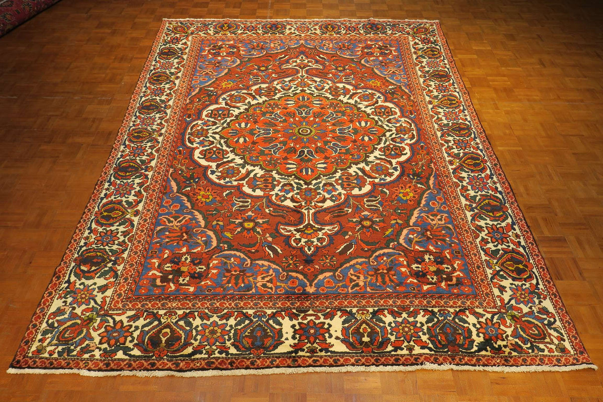 8' 0" x 11' 3" Persian Bakhtiar Rug image 6