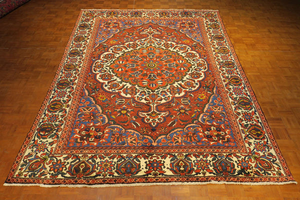 8' 0" x 11' 3" Persian Bakhtiar Rug image 6
