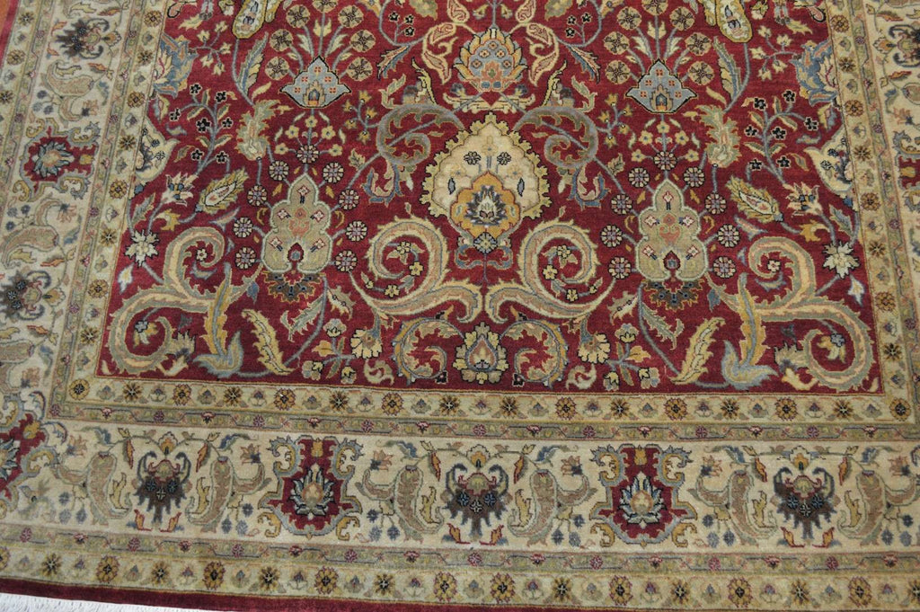 5' 8" x 9' 0" India Tabriz Rug image 2
