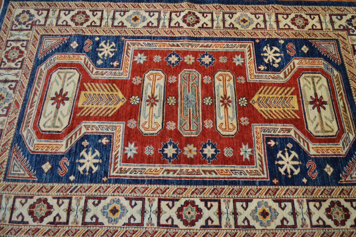 4' 0" x 6' 3" Pakistan Kazak Rug image 3