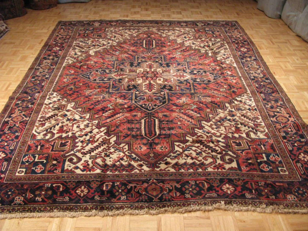 8' 5" x 10' 1" Persian Heriz Rug image 1