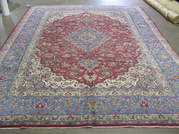 9' 1" x 13' 0" Persian Najafabad Rug image 1