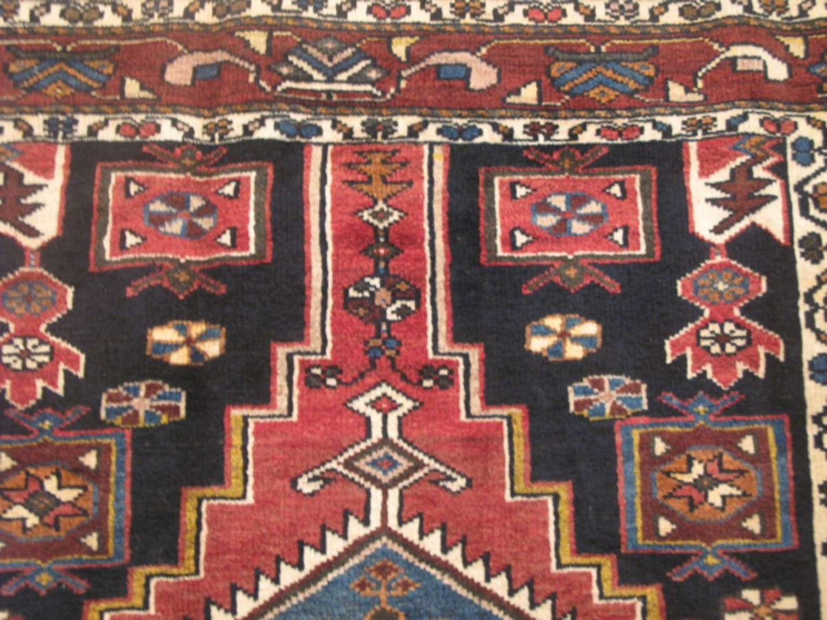 4' 5" x 6' 1" Persian Shahsavan Rug image 5