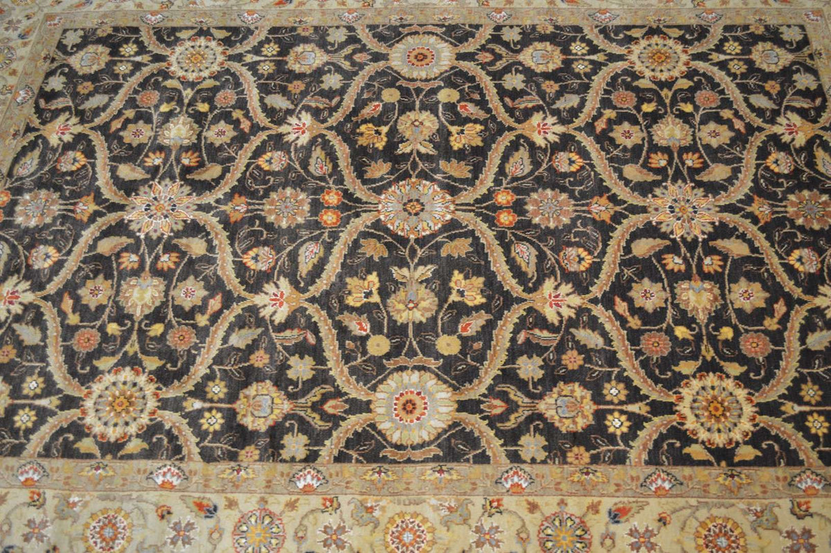 5' 0" x 7' 2" India Agra Rug image 6