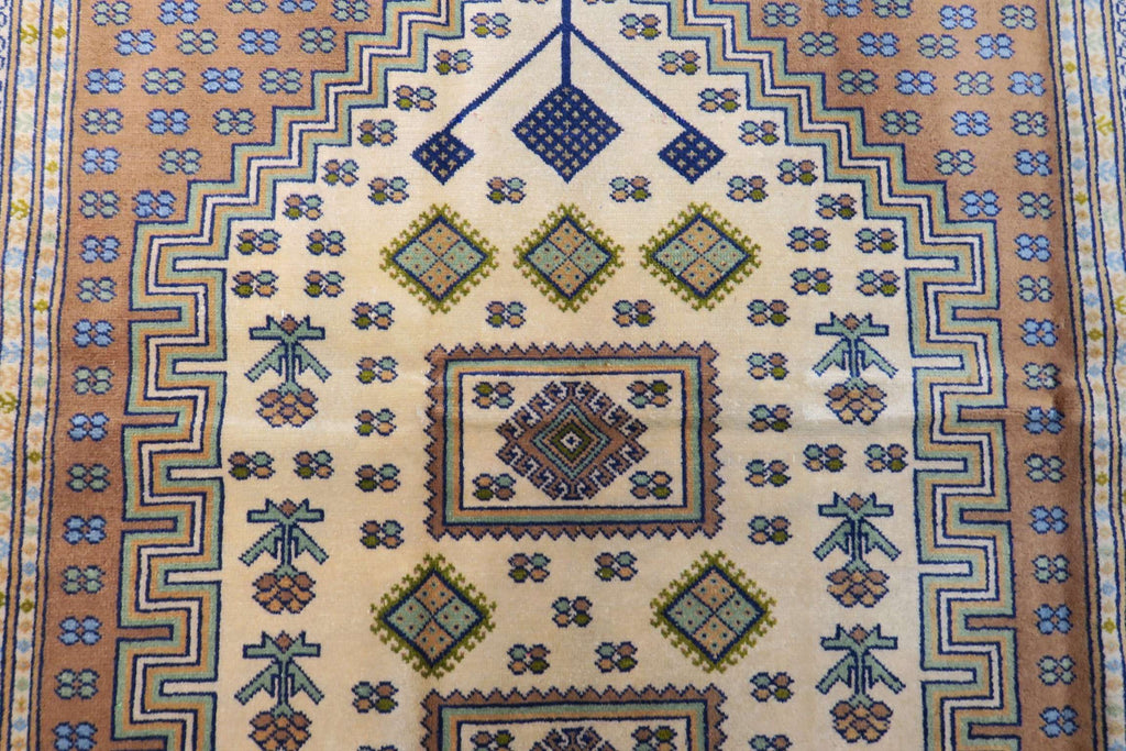 4' 2" x 5' 2" Persian Turkeman Rug image 4