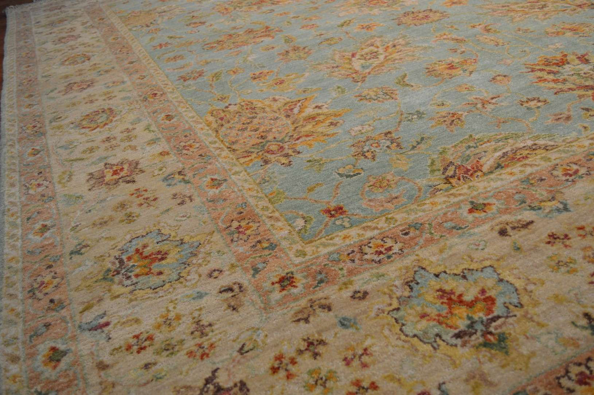 8' 0" x 10' 0" India Sultanabad Rug image 4
