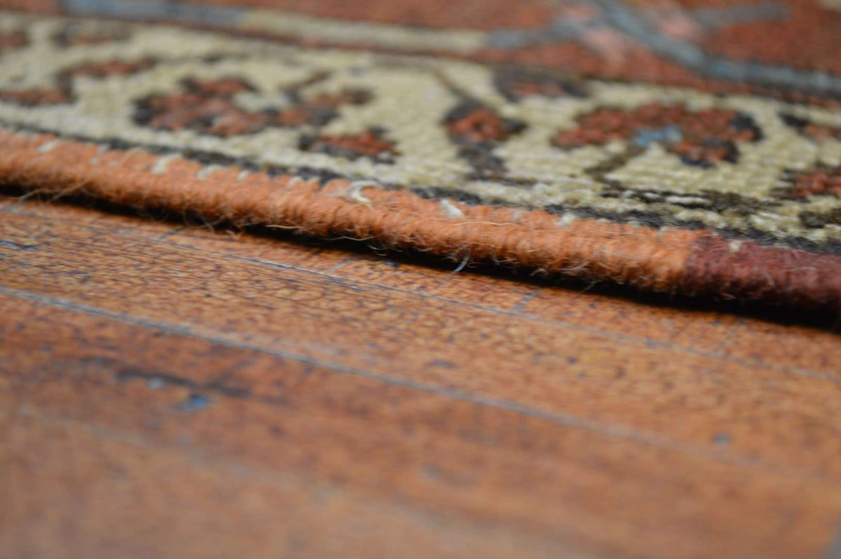 10' 3" x 13' 6" Persian Serapi Rug image 10