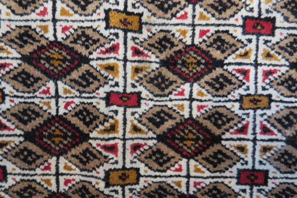 2' 1" x 4' 3" Persian Turkeman Rug image 1