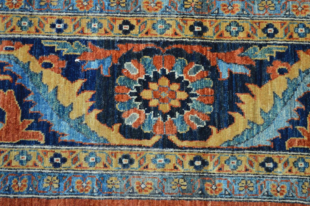 9' 2" x 12' 2" Pakistan Serapi Rug image 8