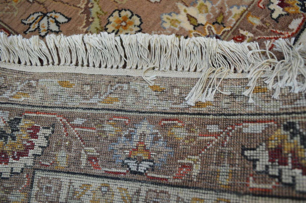 8' 9" x 12' 0" India Agra Rug image 1