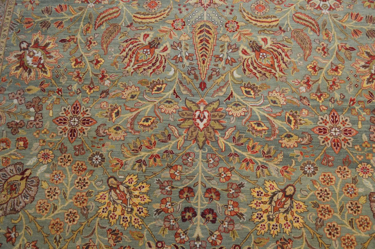 8' 1" x 10' 3" India Agra Rug image 4