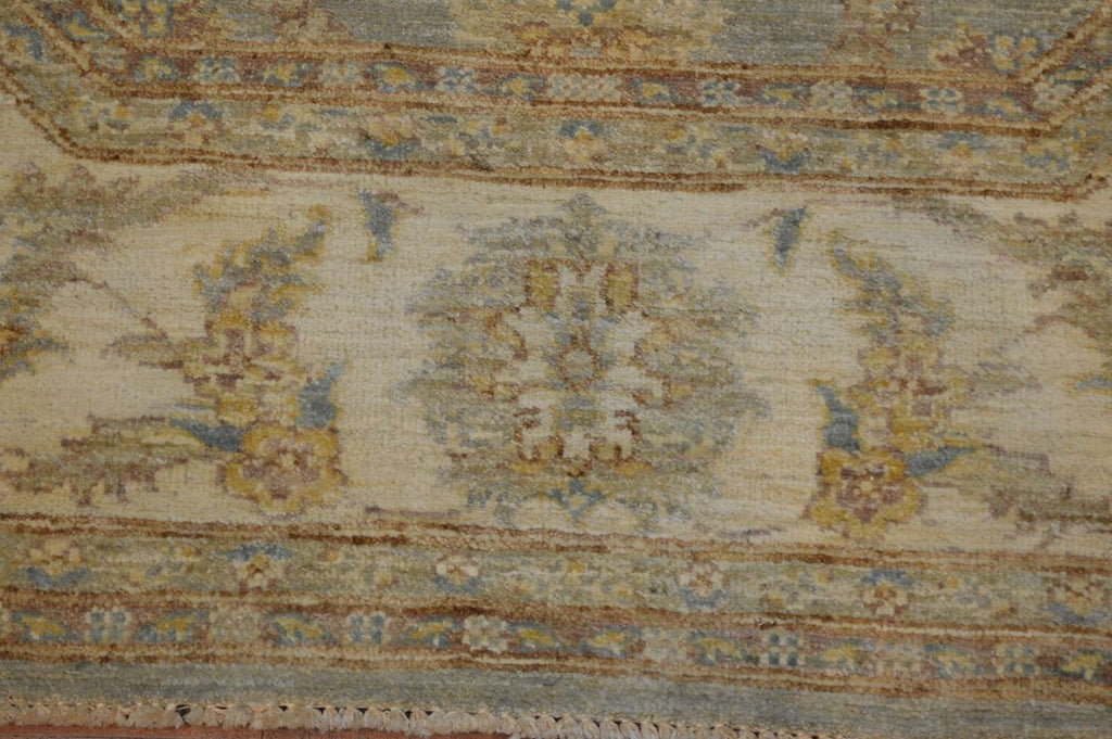 6' 0" x 6' 0" Pakistan Peshawar Octagon Rug image 7