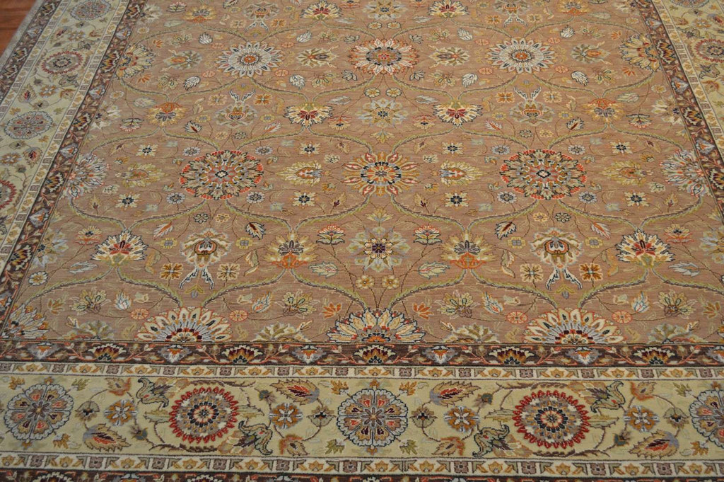7' 9" x 9' 8" India Agra Rug image 7
