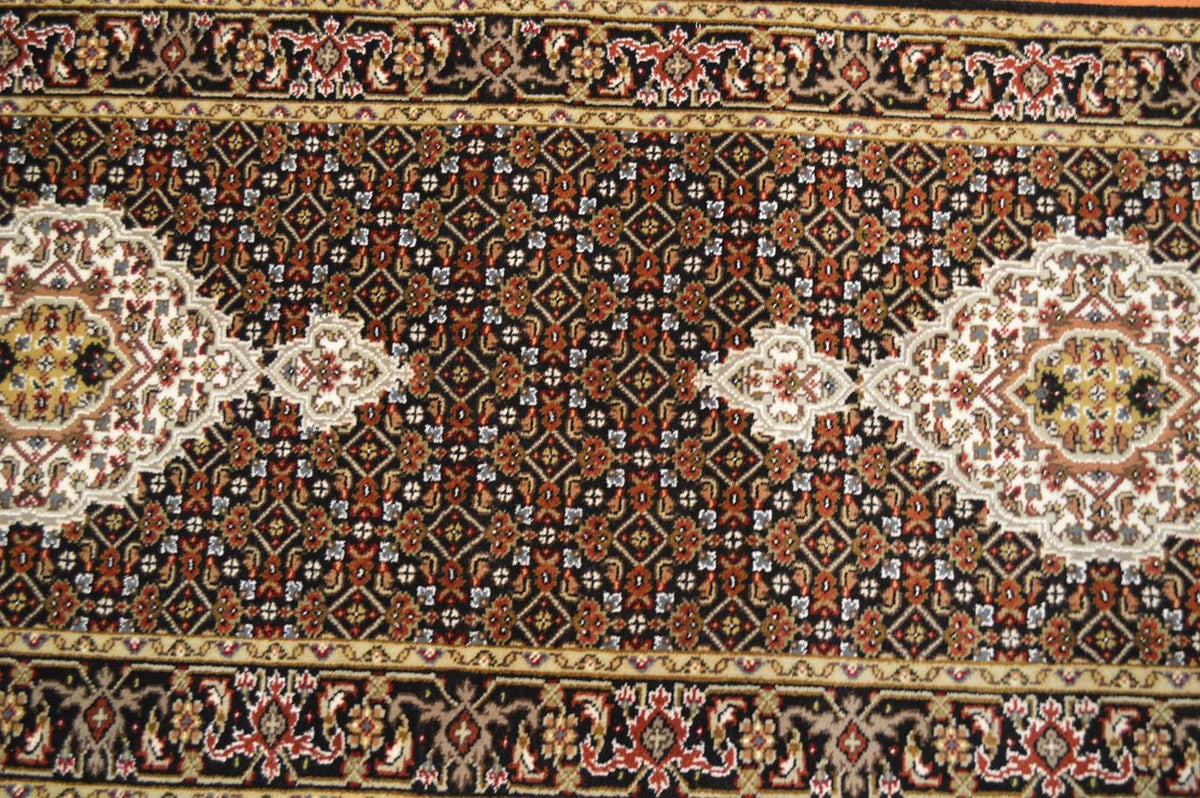 2' 7" x 20' 8" India Bijar Runner image 7