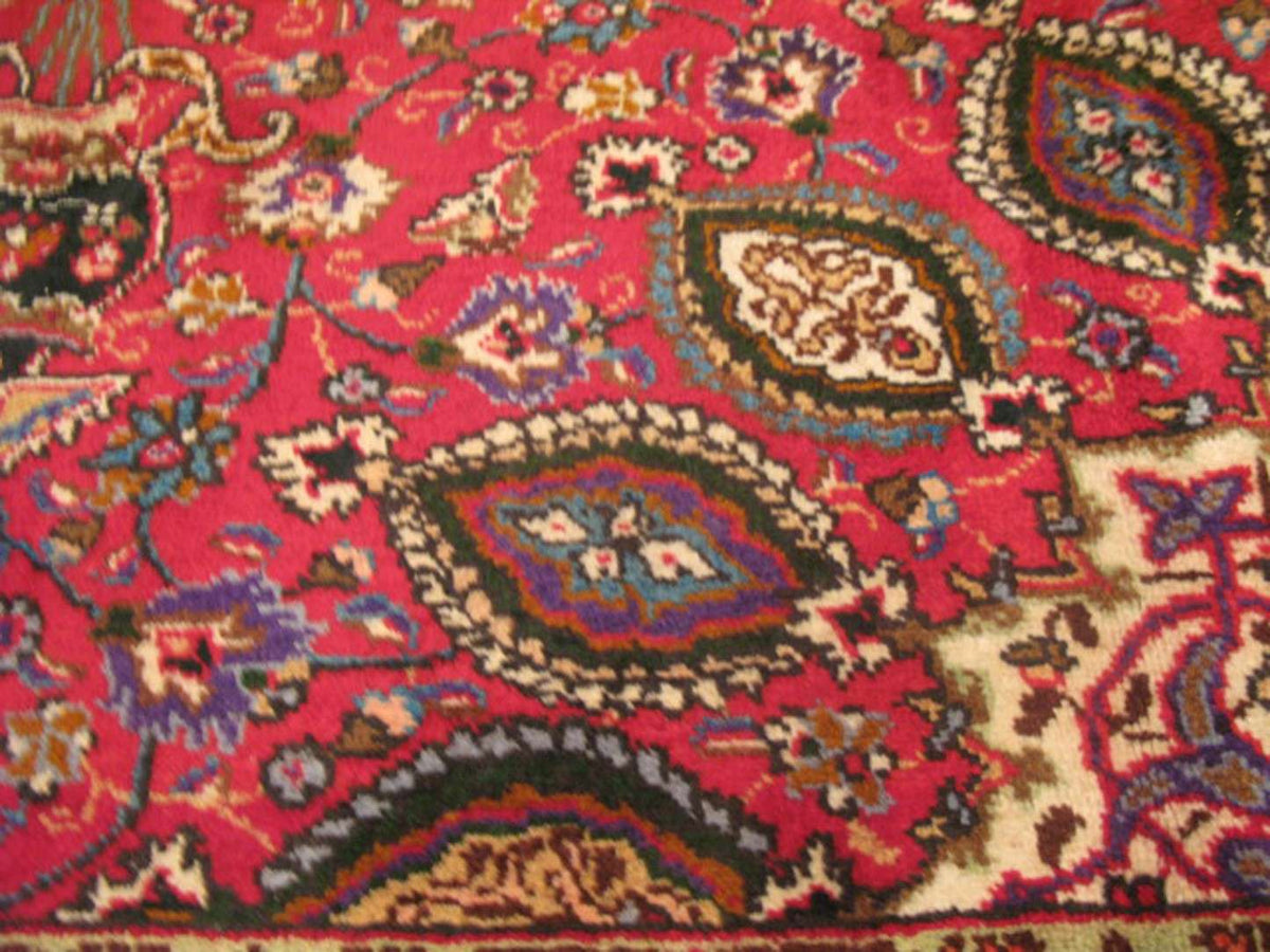6' 8" x 9' 7" Persian Tabriz Rug image 8