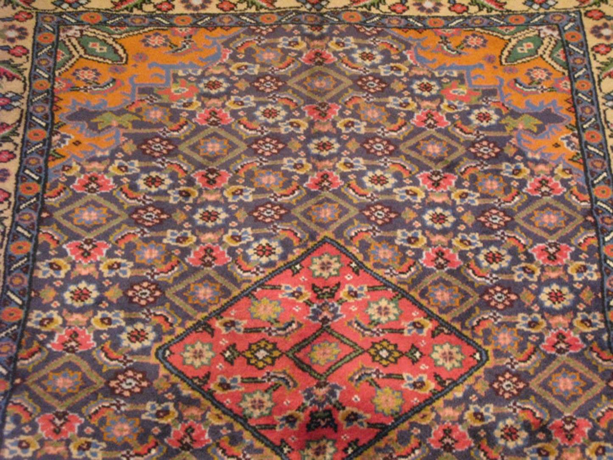 3' 5" x 9' 8" Persian Ardabil Runner image 10