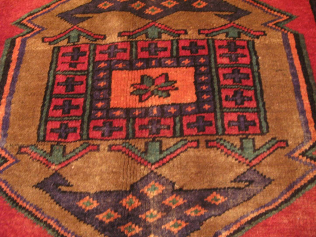 3' 8" x 10' 1" Persian Lori Runner image 3