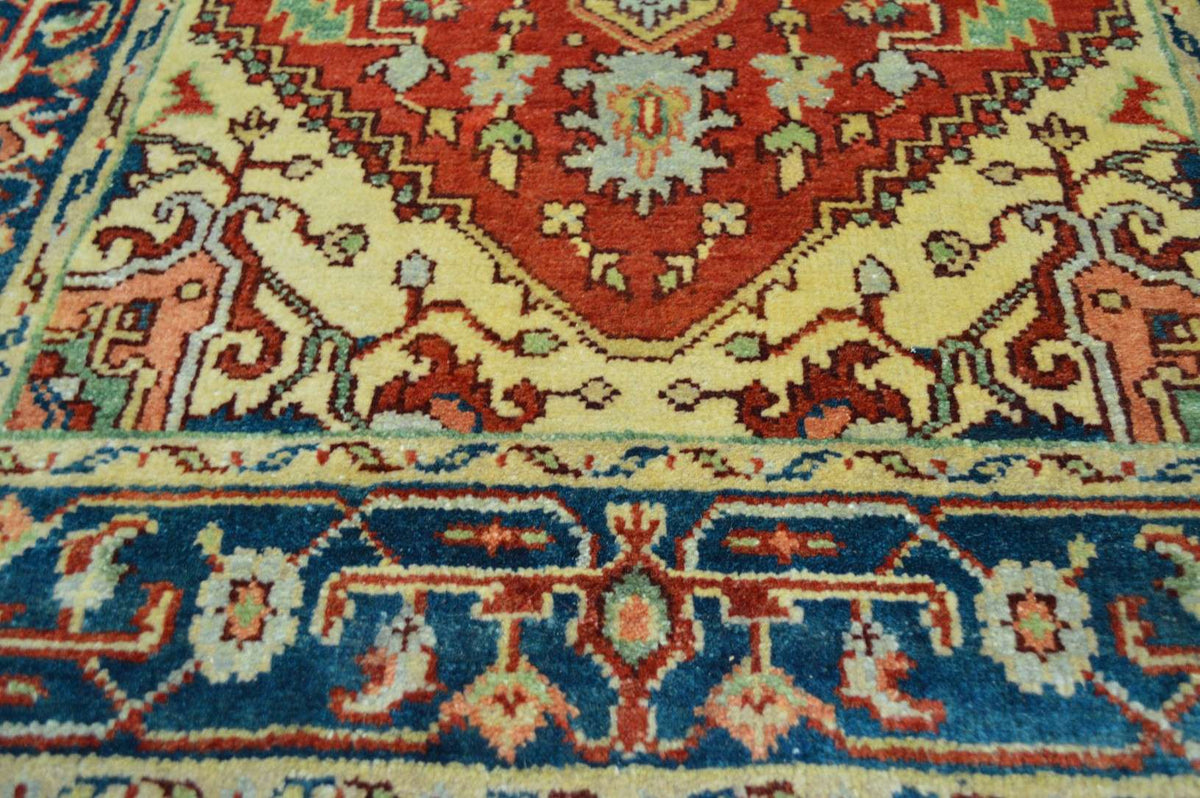 3' 0" x 4' 9" India Serapi Rug image 4