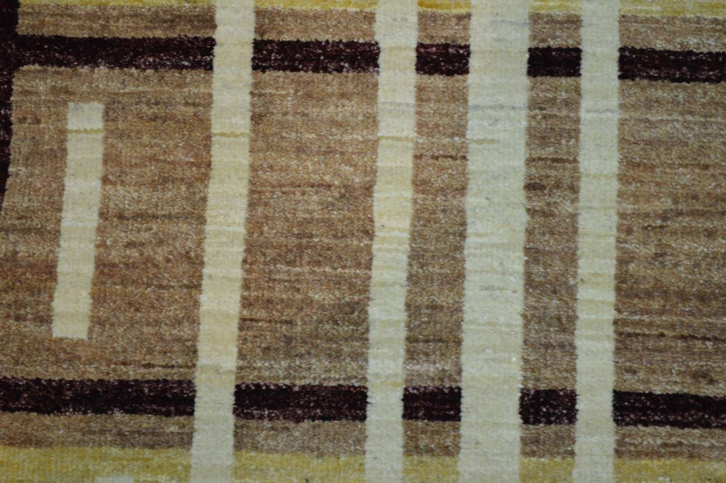 2' 6" x 4' 0" India Gabbeh Rug image 4