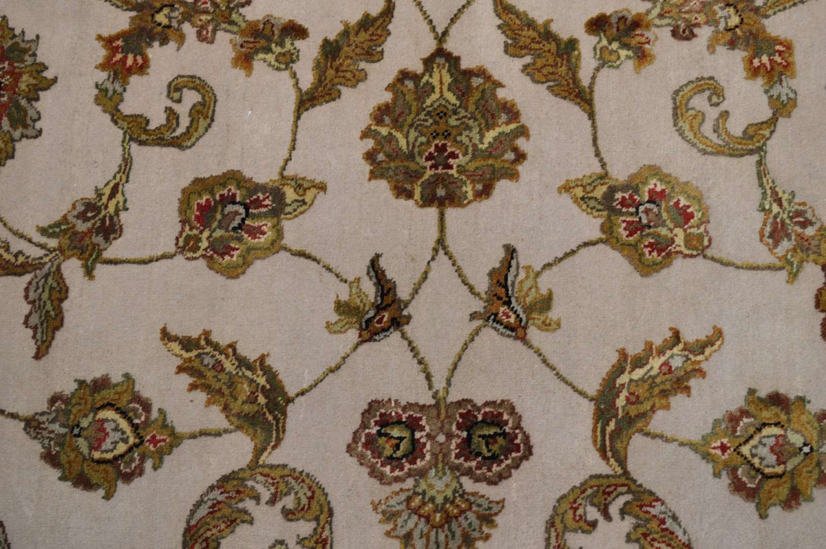 8' 3" x 10' 2" India Jaipur Rug image 8