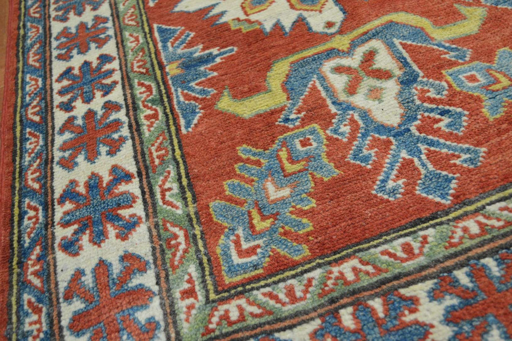 2' 8" x 4' 2" Pakistan Kazak Rug image 2