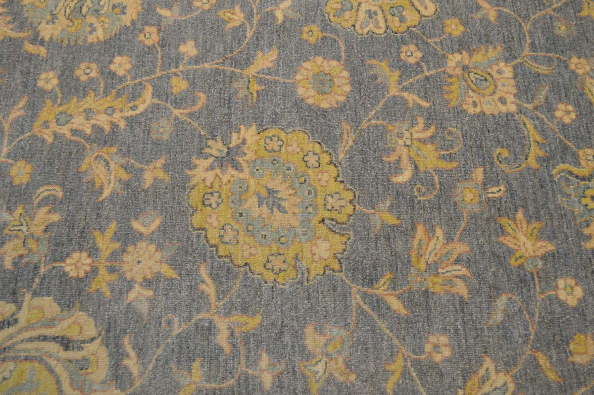 9' 1" x 12' 2" Pakistan Peshawar Rug image 8