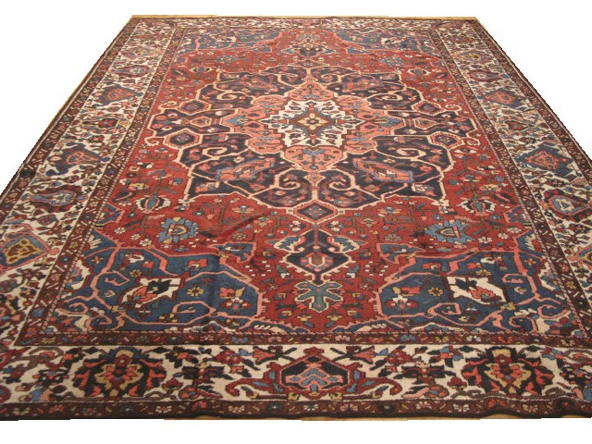 8' 9" x 12' 8" Persian Bakhtiari Rug image 0