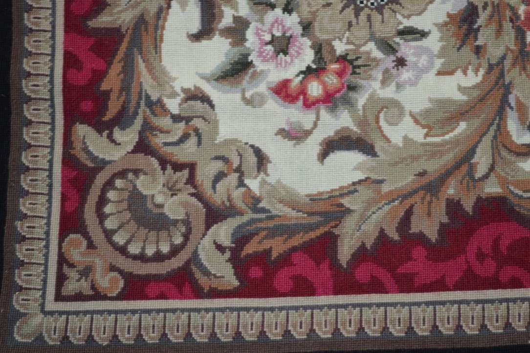 7' 7" x 9' 7" French Kilim Rug image 9