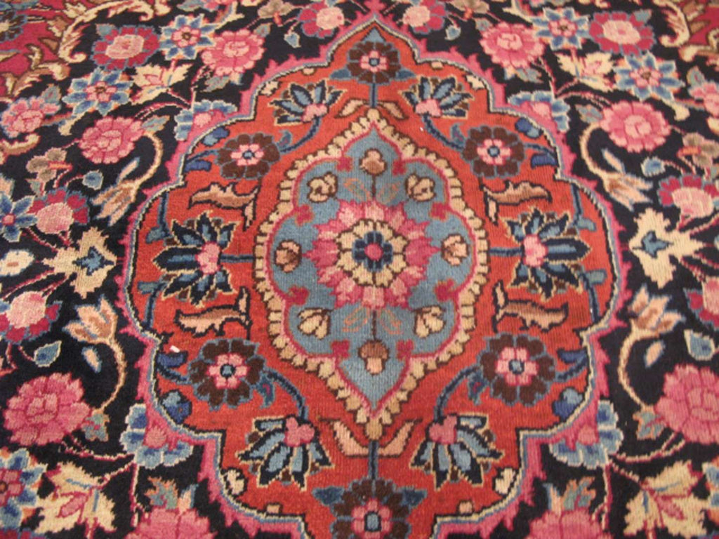 8' 5" x 11' 4" Persian Mashhad Rug image 5