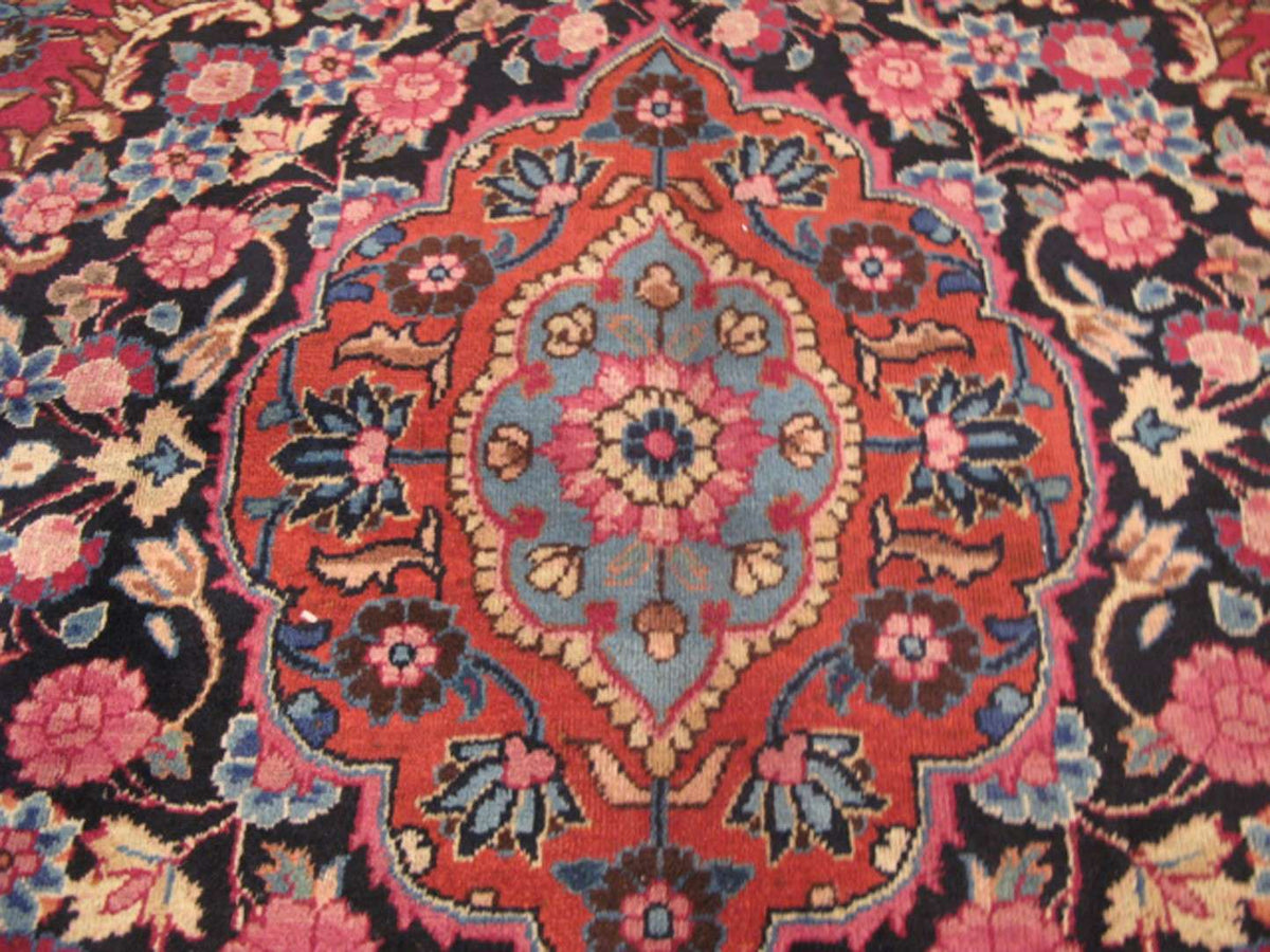 8' 5" x 11' 4" Persian Mashhad Rug image 5