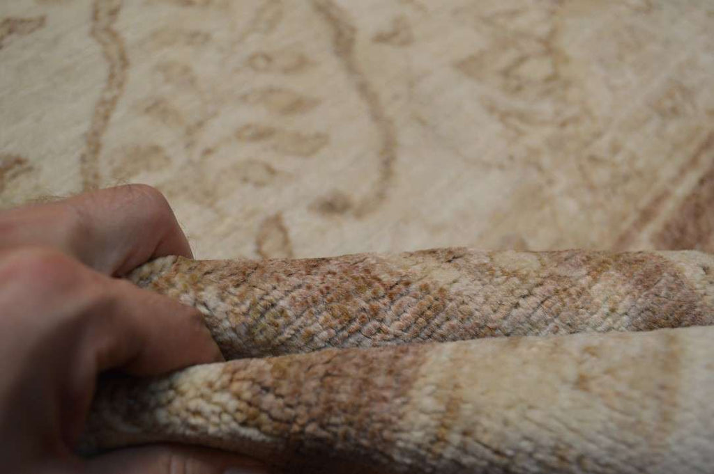 8' 0" x 9' 7" Pakistan Peshawar Rug image 11