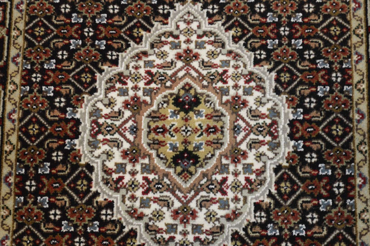 2' 7" x 20' 8" India Bijar Runner image 2