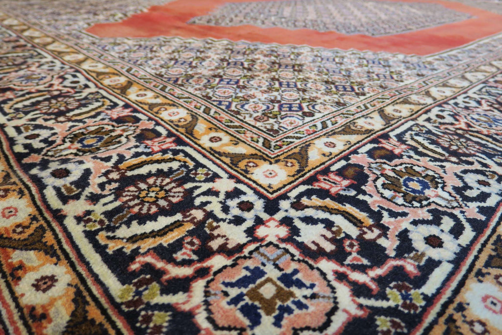 5' 8" x 9' 0" Persian Sanandaj Rug image 7