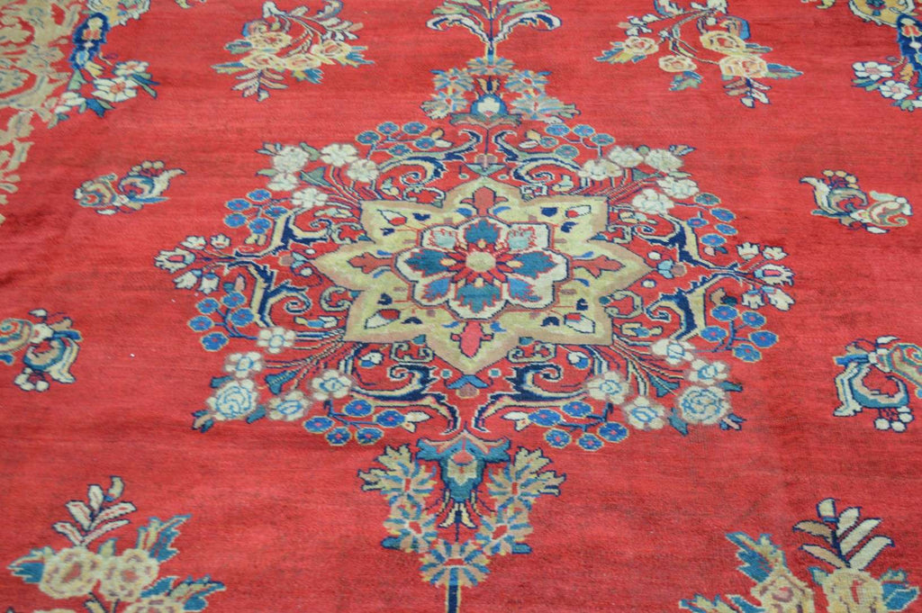 10' 6" x 13' 6" Persian Sarouk Rug image 6