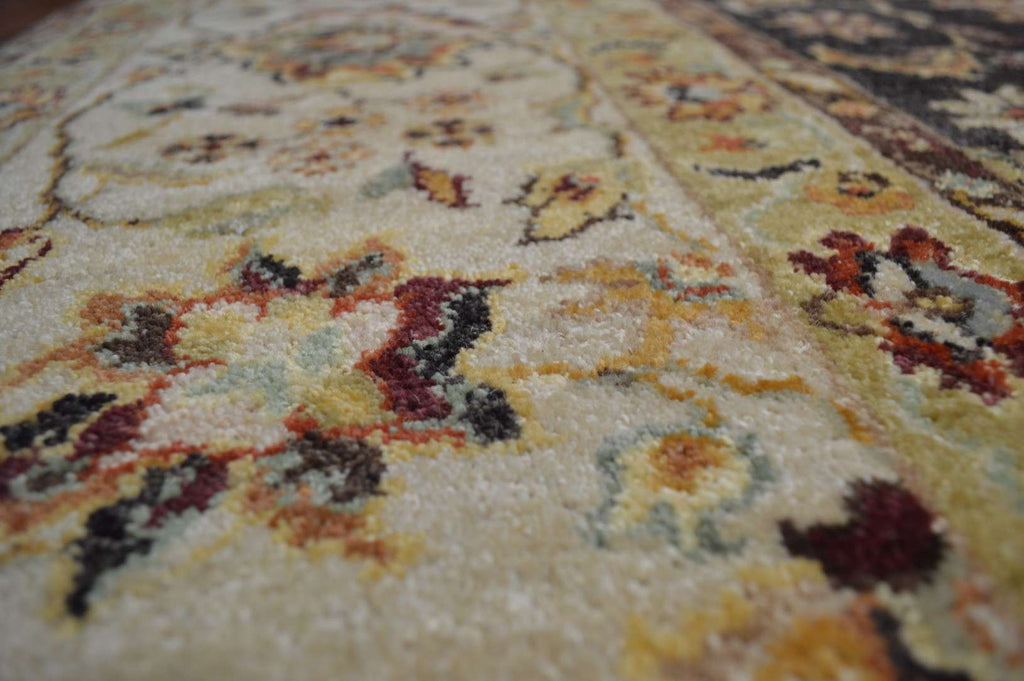 7' 9" x 8' 1" India Sultanabad Square Rug image 9