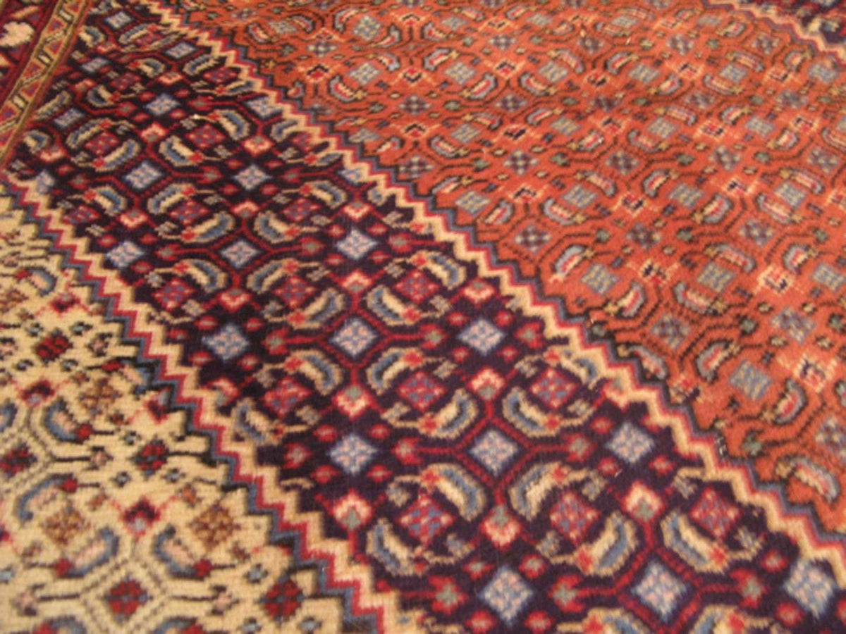6' 4" x 9' 9" Persian Bijar Rug image 10