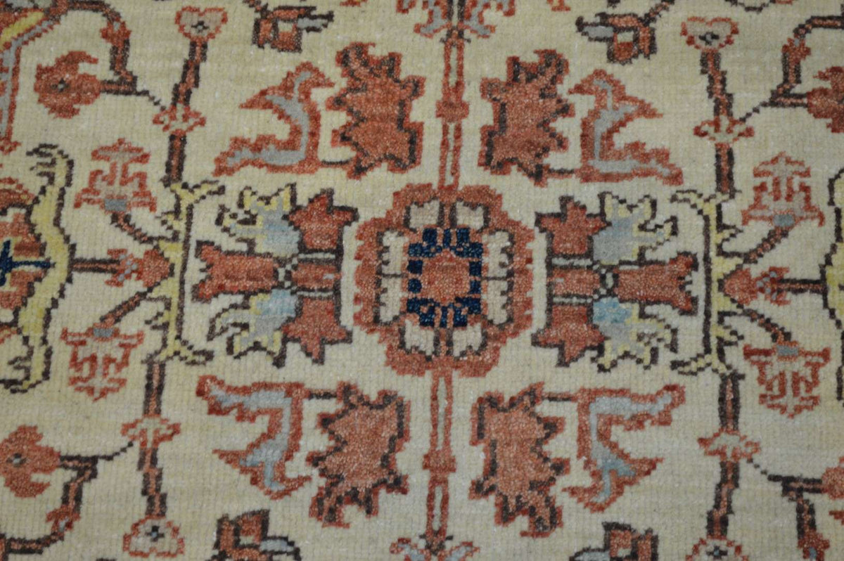 4' 1" x 5' 8" India Mahal Rug image 8
