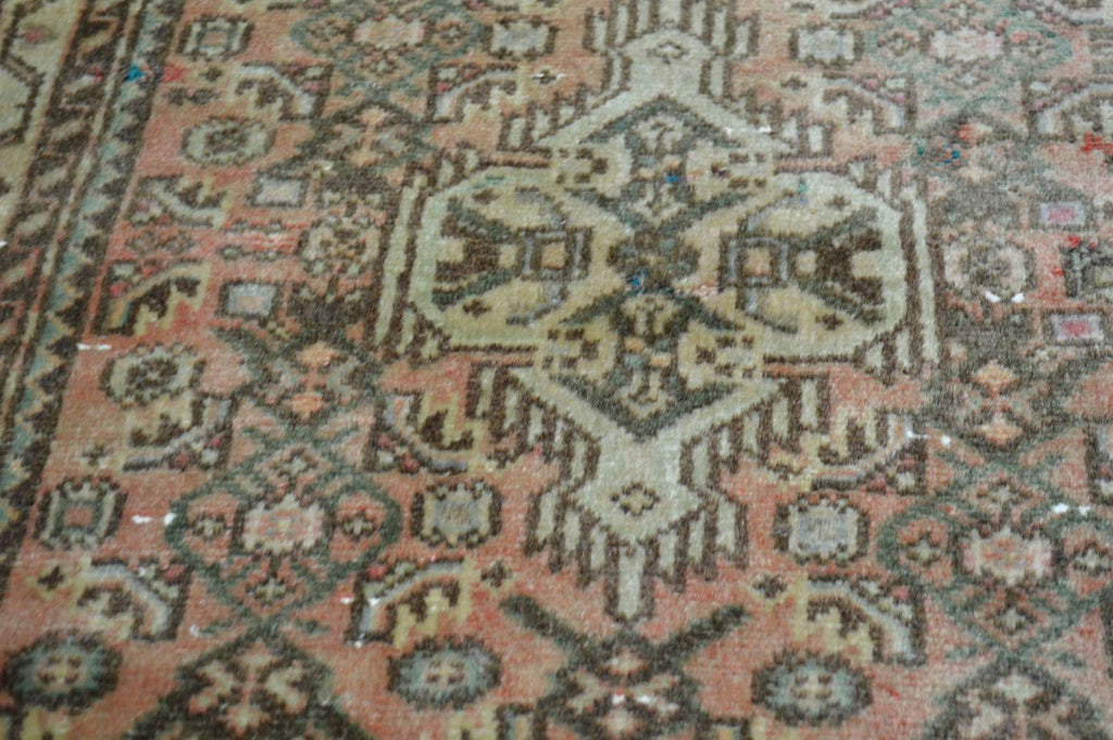 2' 1" x 3' 0" Persian Hamadan Rug image 6