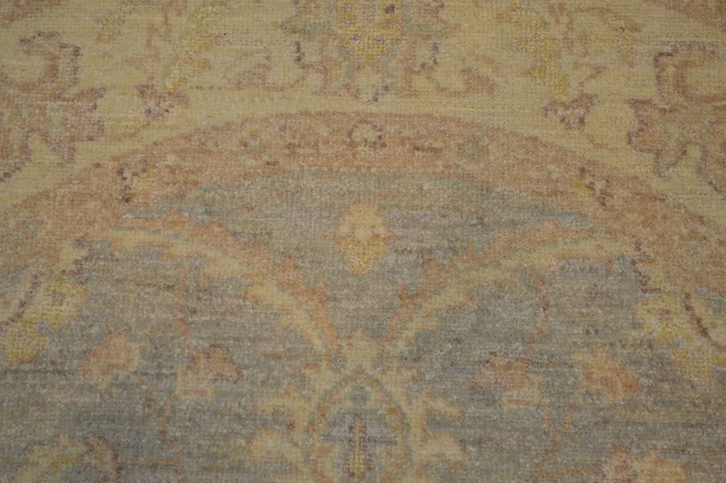 4' 0" x 4' 0" Pakistan Peshawar Round Rug image 5