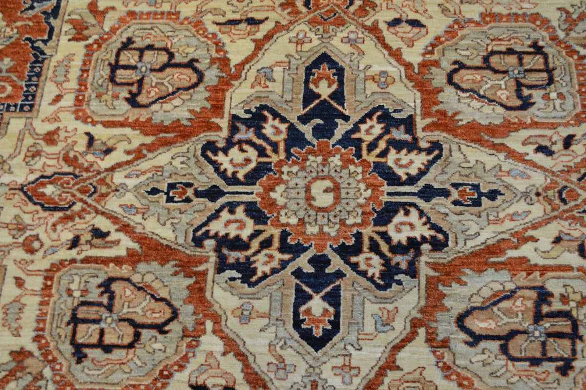 8' 0" x 9' 8" Pakistan Serapi Rug image 7