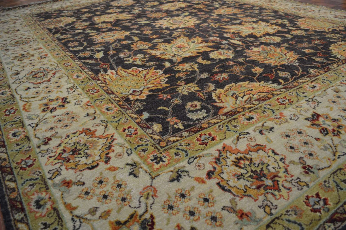 8' 0" x 10' 1" India Sultanabad Rug image 7
